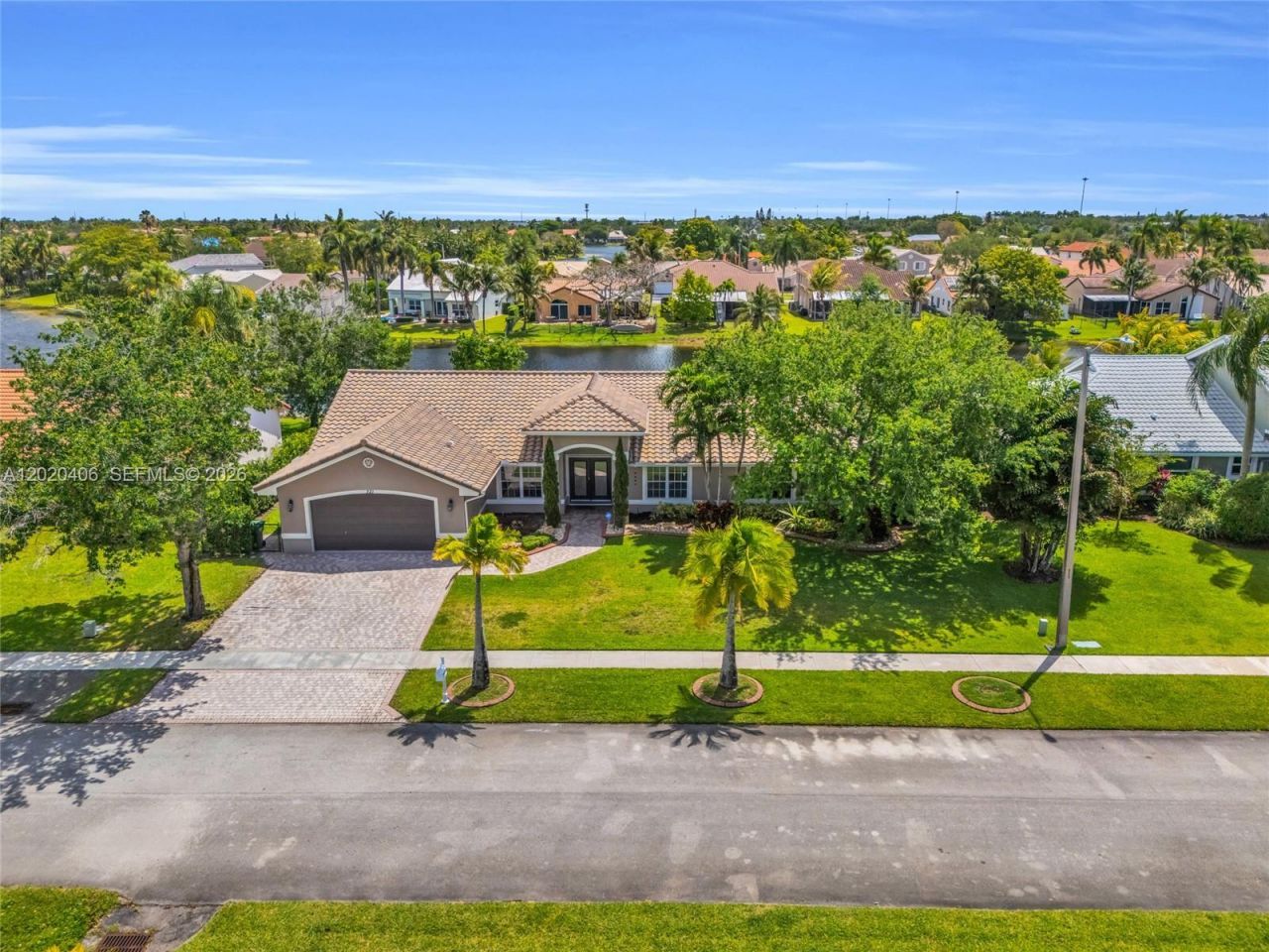 321 NW 193rd Ave , Pembroke Pines, FL 33029 Photo