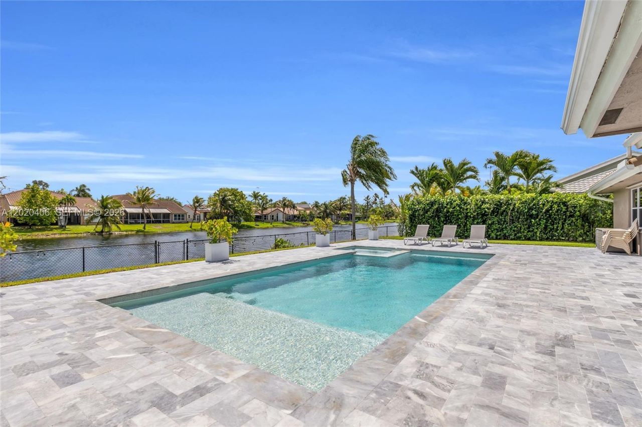 321 NW 193rd Ave , Pembroke Pines, FL 33029 Photo