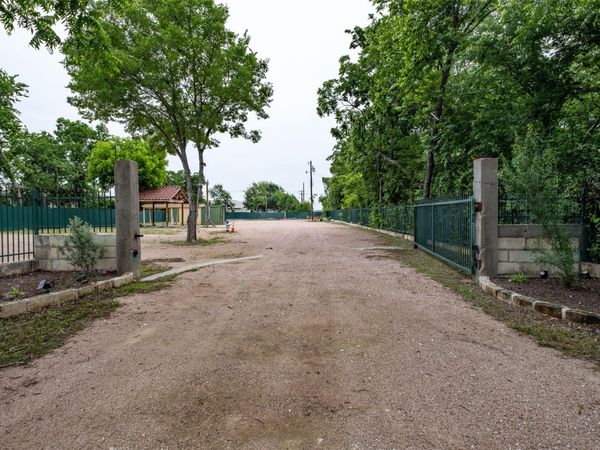 1051 Old 1460 TRL, Georgetown, TX 78626
