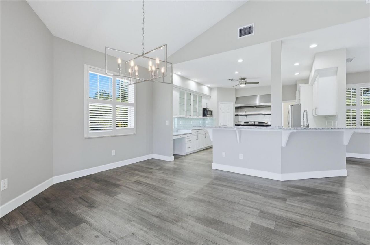 5544 Dinah Lane, Sarasota, FL 34231 Photo