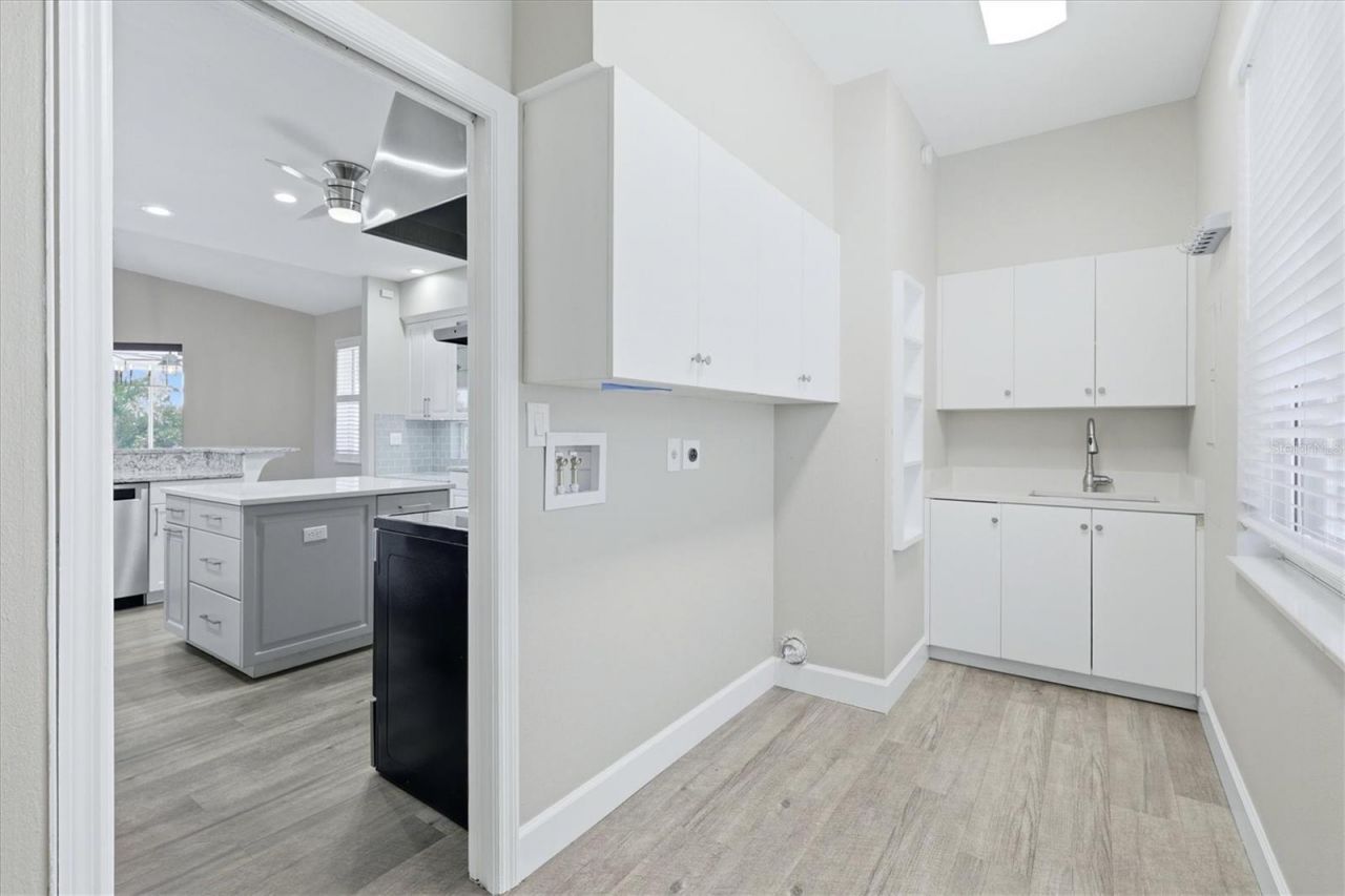 5544 Dinah Lane, Sarasota, FL 34231 Photo
