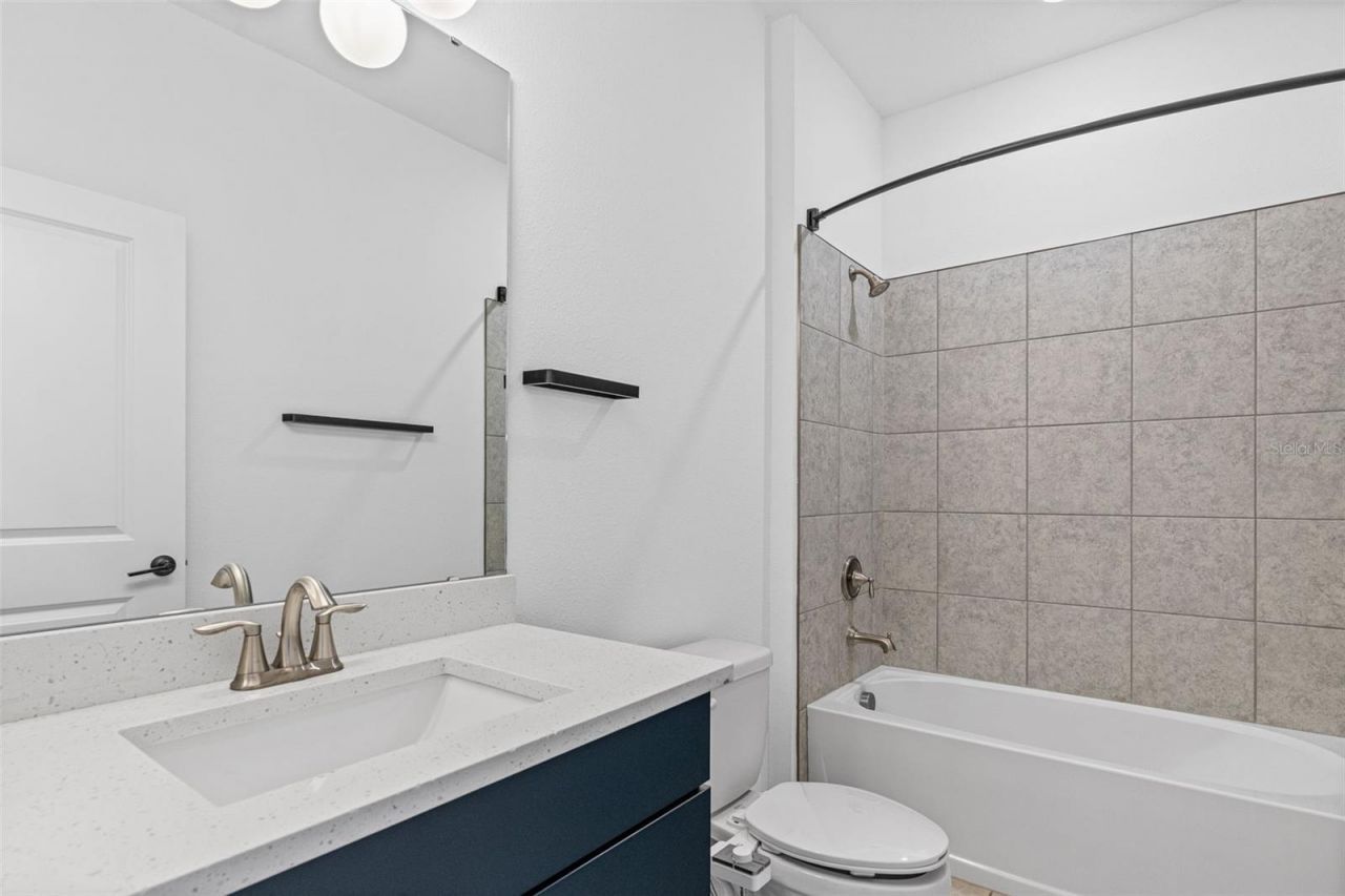 8093 Tea Olive Terrace, Palmetto, FL 34221 Photo