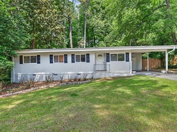 2462 Skyland Trail NE, Brookhaven, GA 30319