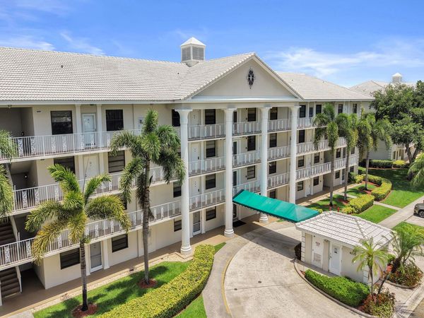 6037 Balboa Circle, Unit 101, Boca Raton, FL 33433