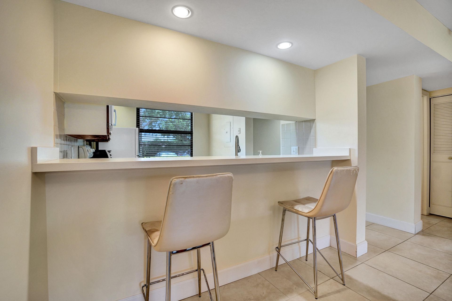 6037 Balboa Circle, Unit 101, Boca Raton, FL 33433 Photo