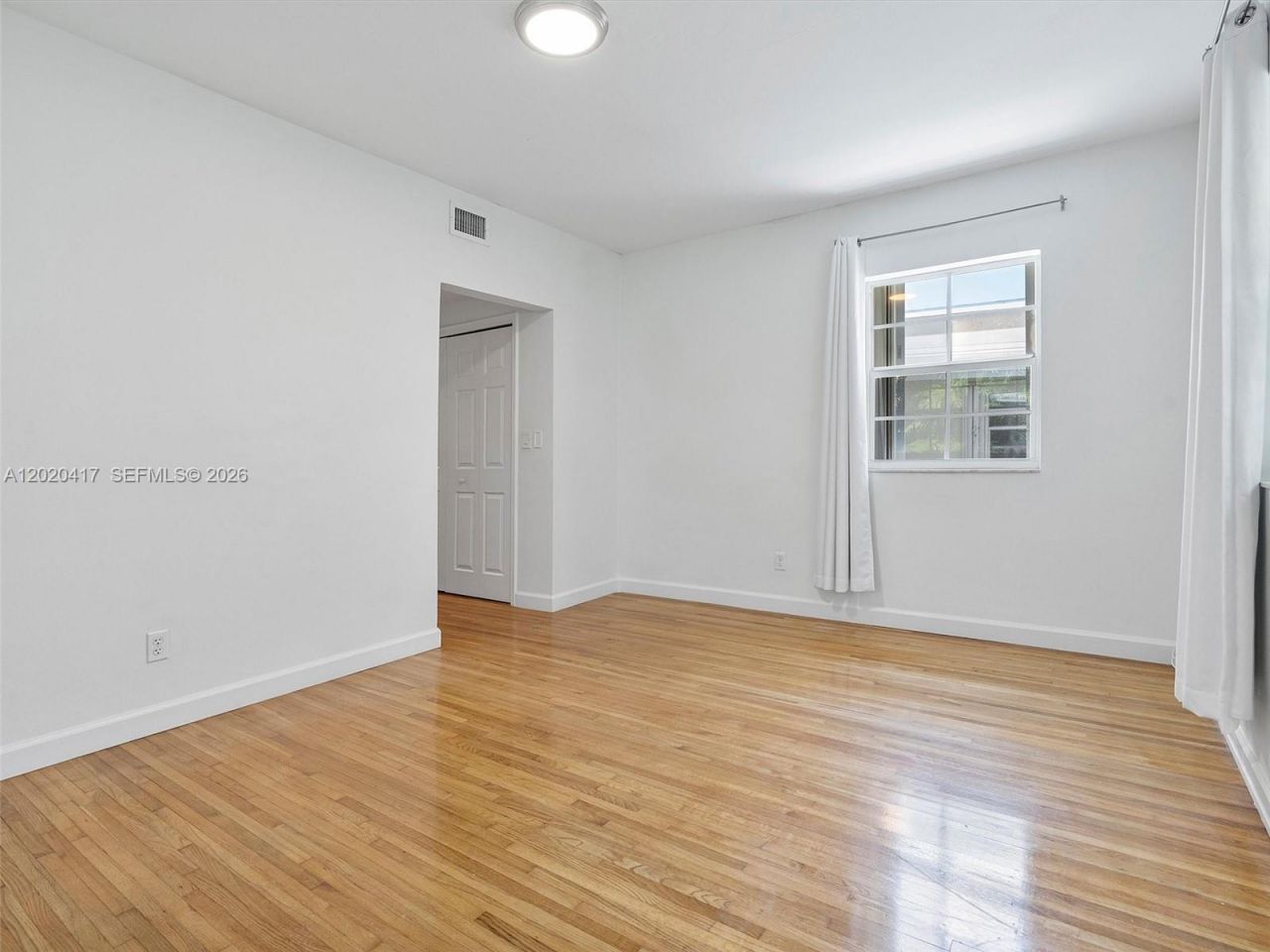 731 Sistina Av, Coral Gables, FL 33146 Photo