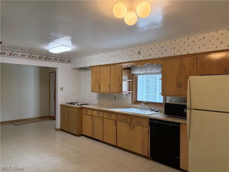 2821 Trabar Drive, Willoughby Hills, OH 44092 Photo 10