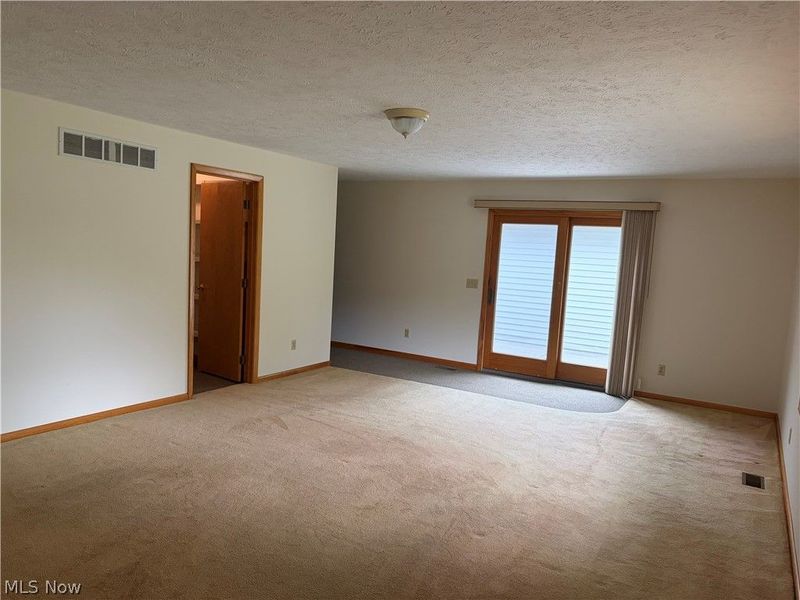 2821 Trabar Drive, Willoughby Hills, OH 44092 Photo 22