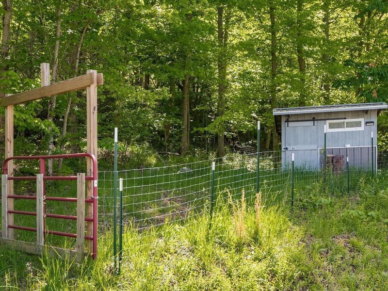 50583 Roy Miles Road, Sarahsville, OH 43779 Photo 17