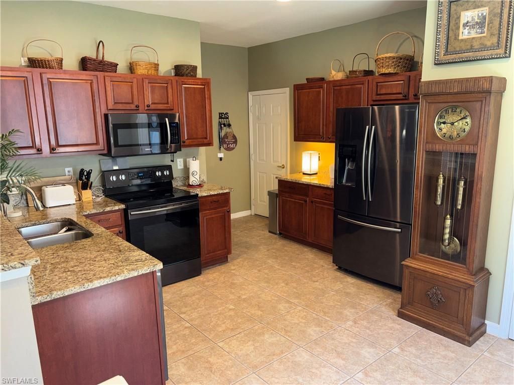 8271 Village Edge Cir, Unit 6, Fort Myers, FL 33919 Photo