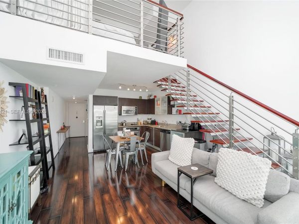 41 SE 5th St , Unit 704, Miami, FL 33131