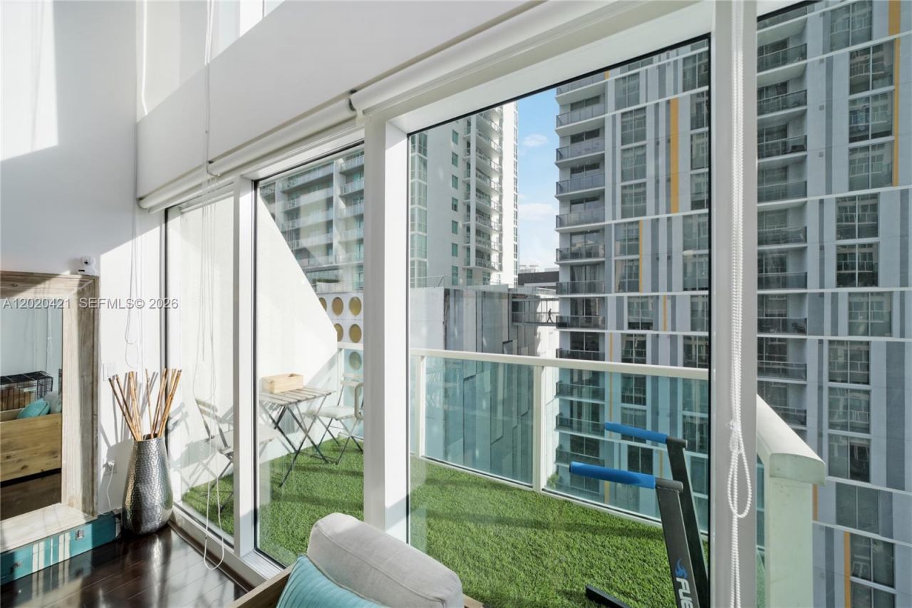 41 SE 5th St , Unit 704, Miami, FL 33131 Photo