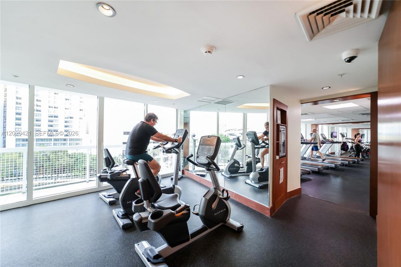 41 SE 5th St , Unit 704, Miami, FL 33131 Photo
