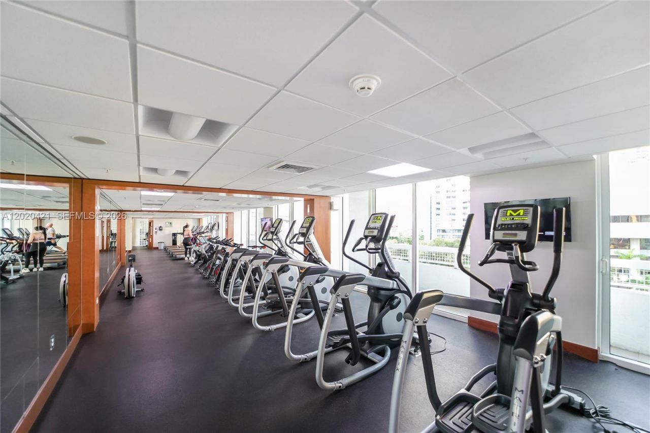 41 SE 5th St , Unit 704, Miami, FL 33131 Photo