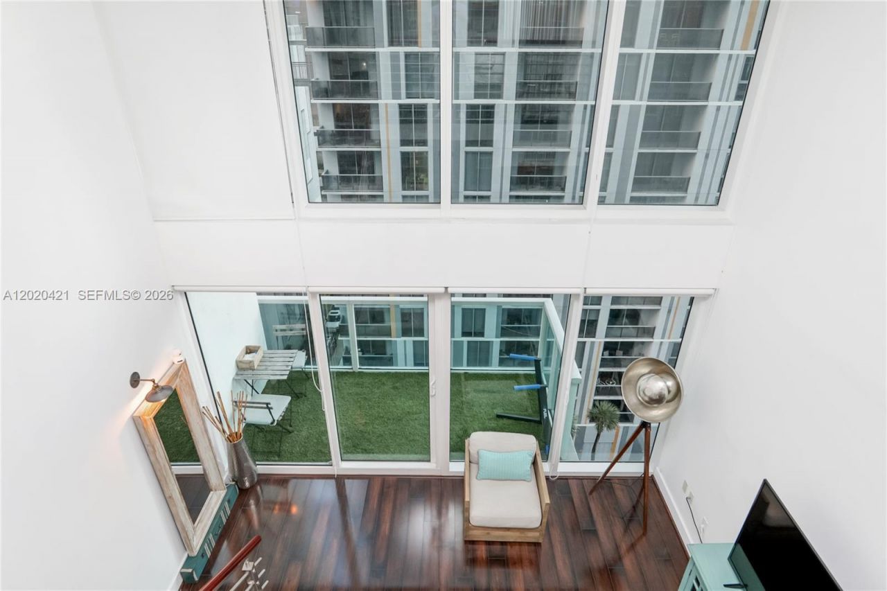 41 SE 5th St , Unit 704, Miami, FL 33131 Photo