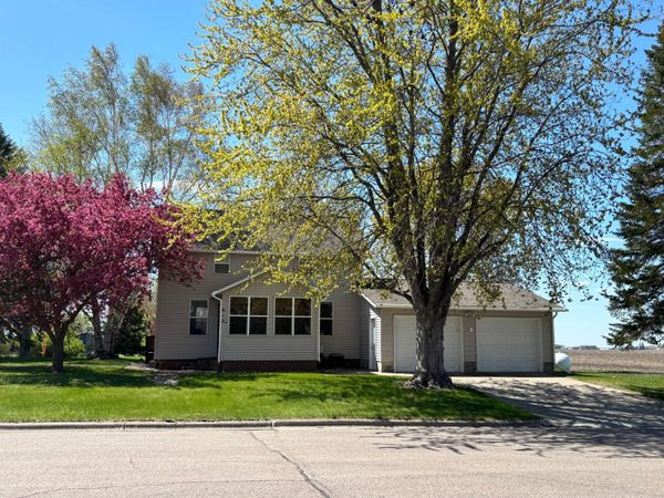 612 2nd Street, Lucan, MN 56255
