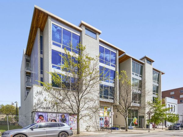 925 N Larrabee Street , Unit 2N, Chicago, IL 60610