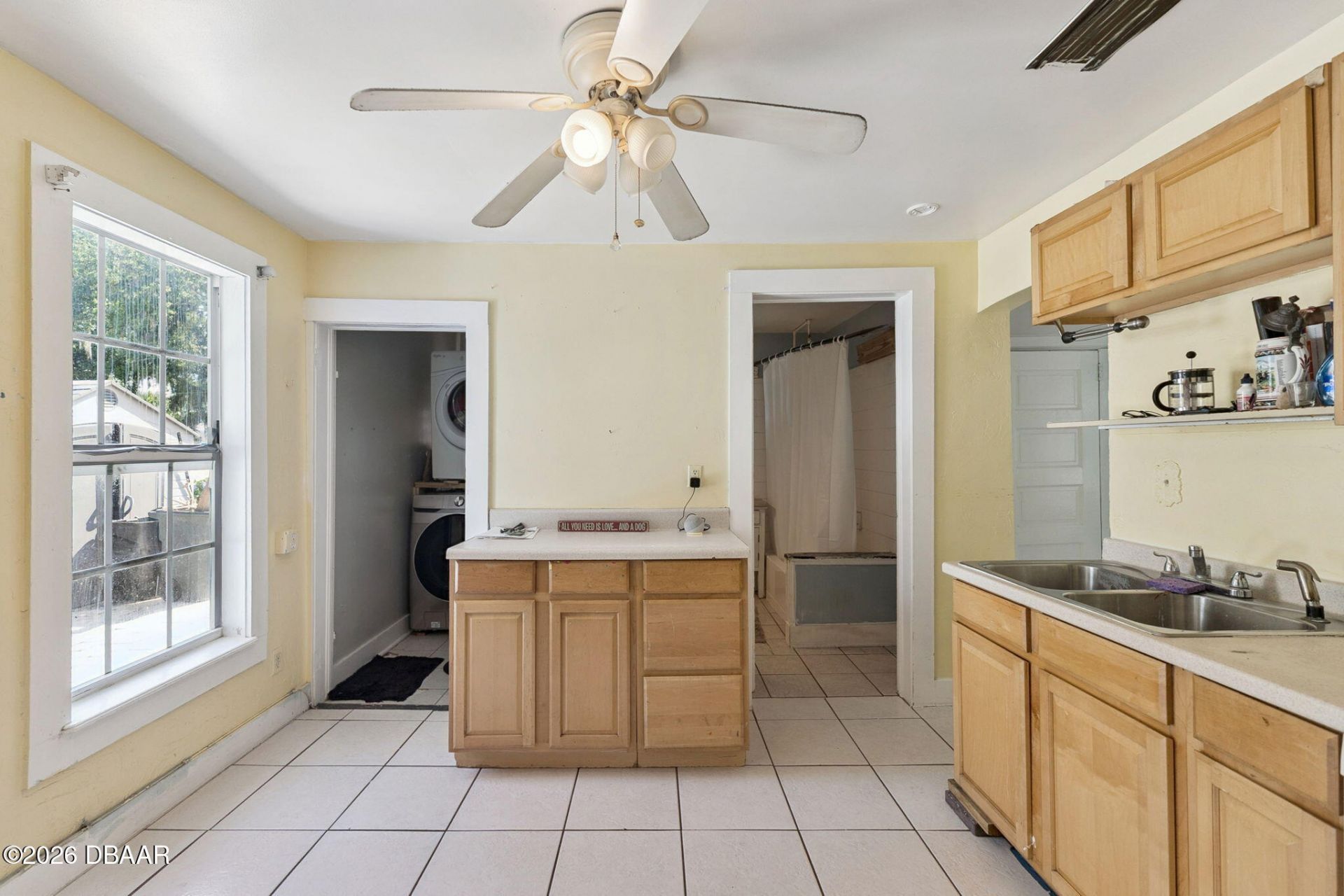 207 Mary Avenue, New Smyrna Beach, FL 32168 Photo