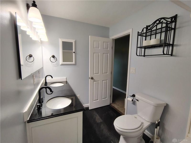 10307 County Rd 335, New Paris, OH 45347 Photo 13
