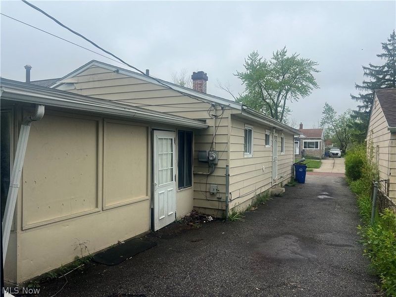 4433 E 158th Street, Cleveland, OH 44128 Photo 18