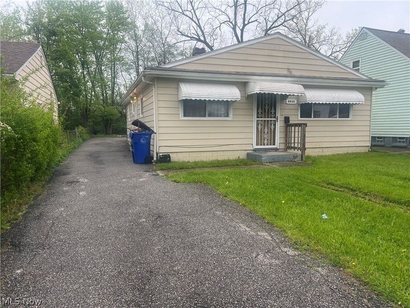 4433 E 158th Street, Cleveland, OH 44128 Photo 2