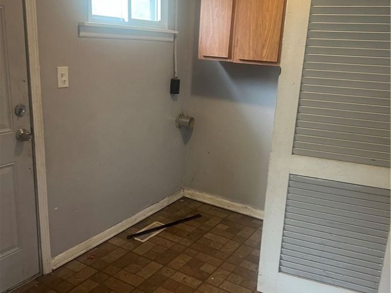 4433 E 158th Street, Cleveland, OH 44128 Photo 9