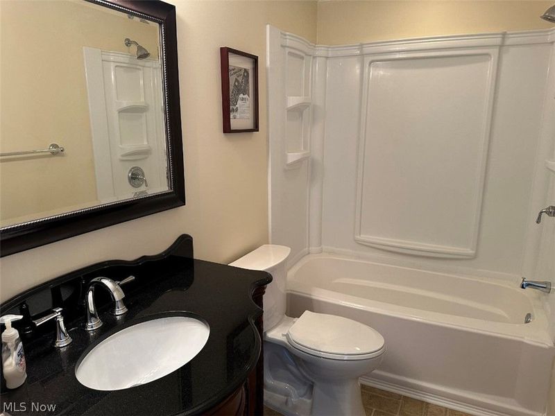 9632 E. Idlewood Drive, Twinsburg, OH 44087 Photo 23