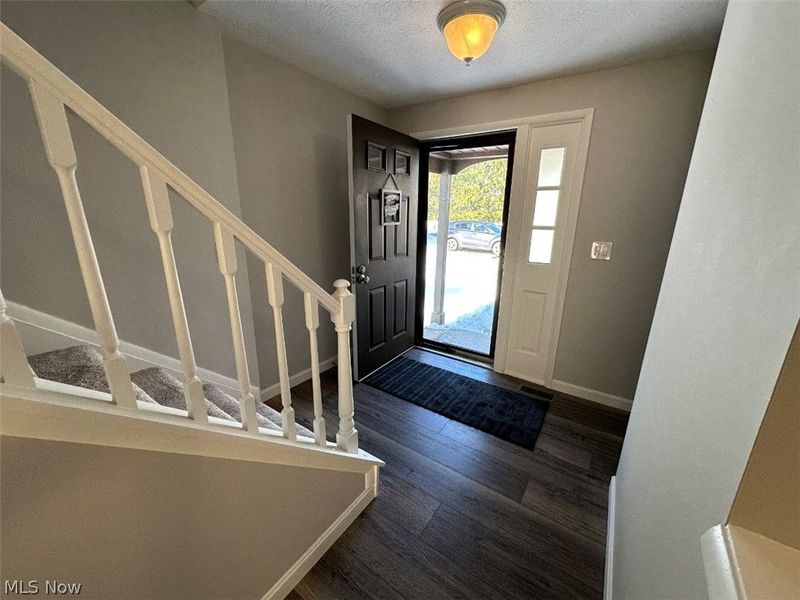 9632 E. Idlewood Drive, Twinsburg, OH 44087 Photo 4
