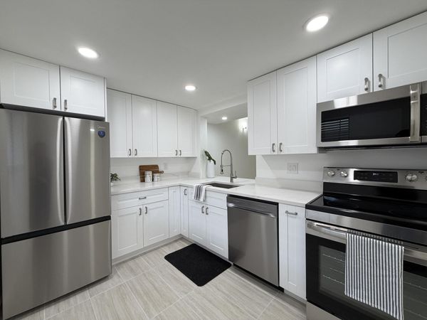 5220 Las Verdes Circle, Unit 317, Delray Beach, FL 33484
