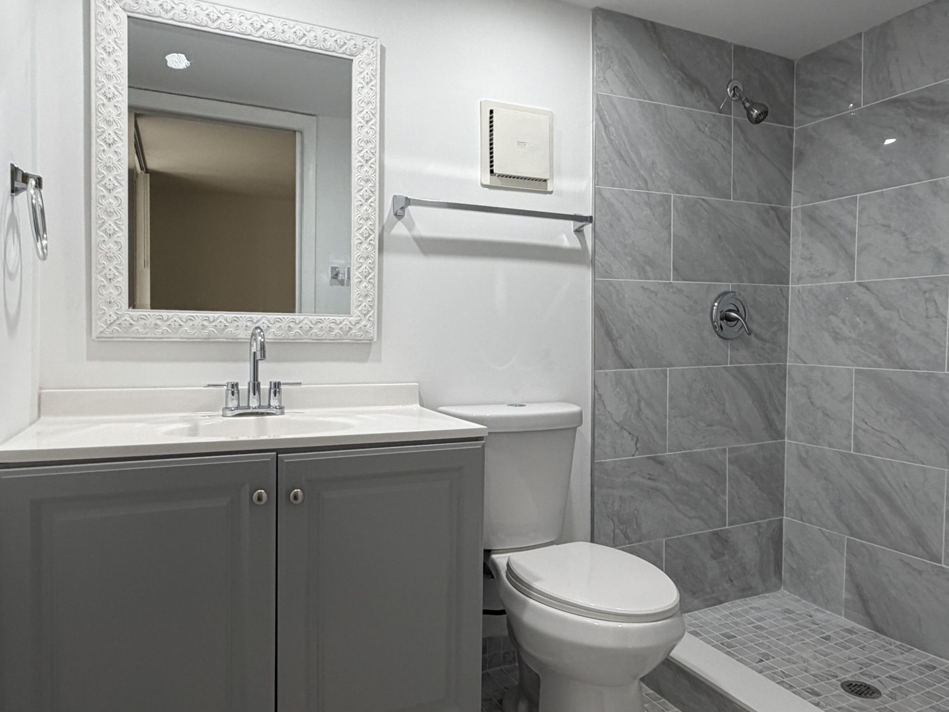 5220 Las Verdes Circle, Unit 317, Delray Beach, FL 33484 Photo