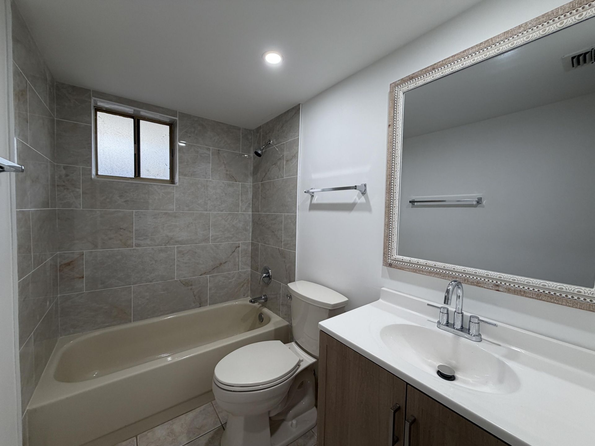 5220 Las Verdes Circle, Unit 317, Delray Beach, FL 33484 Photo