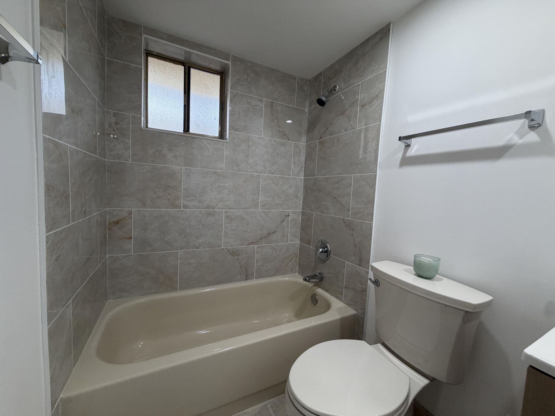 5220 Las Verdes Circle, Unit 317, Delray Beach, FL 33484 Photo