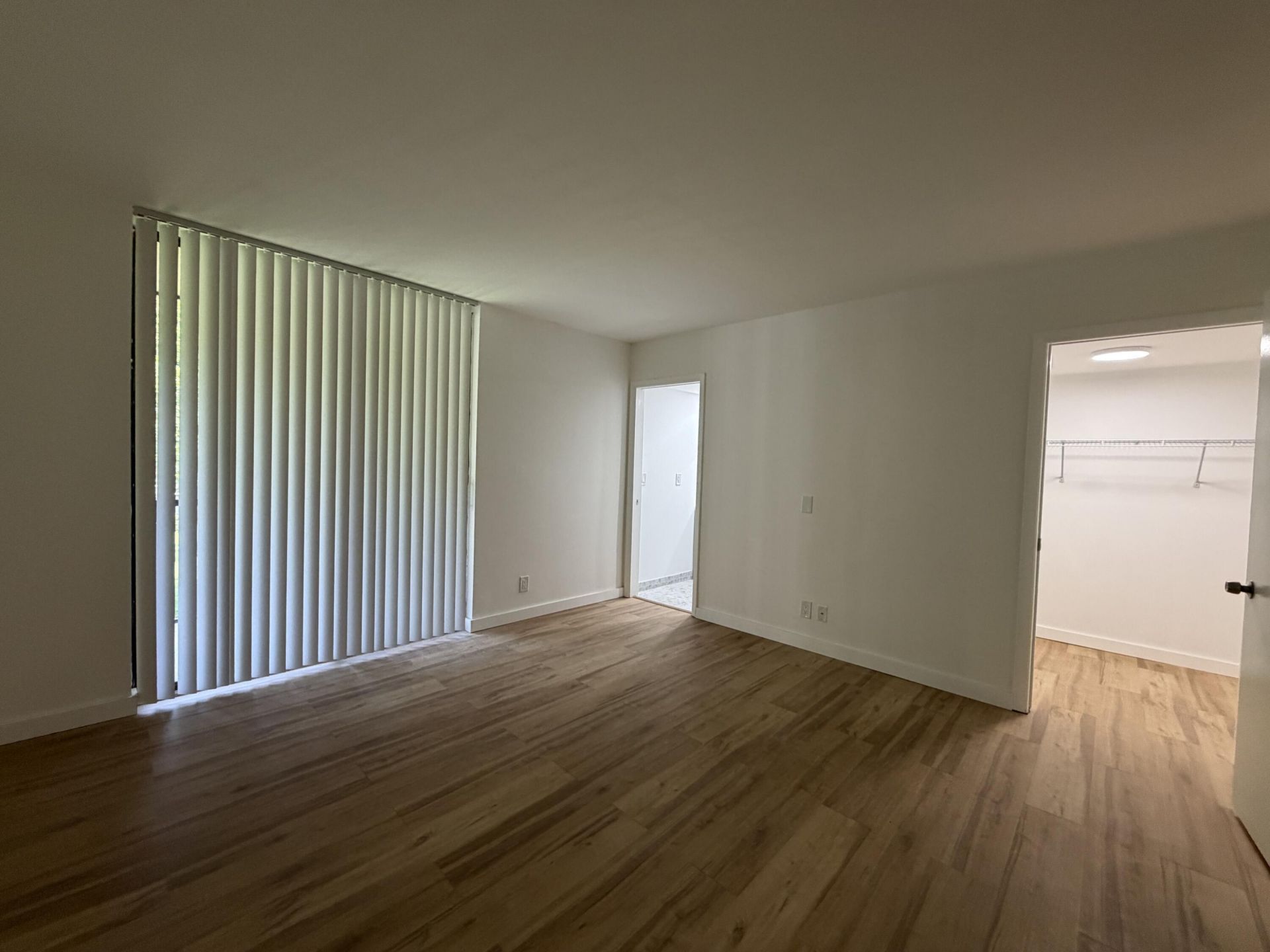 5220 Las Verdes Circle, Unit 317, Delray Beach, FL 33484 Photo
