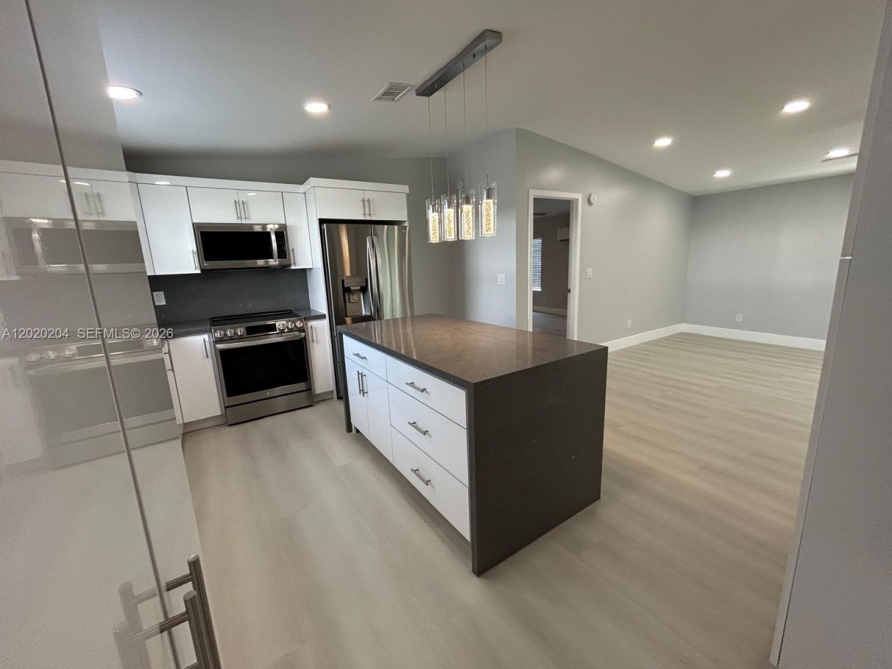 740 NW 219th Ave, Unit 2, Pembroke Pines, FL 33029 Photo