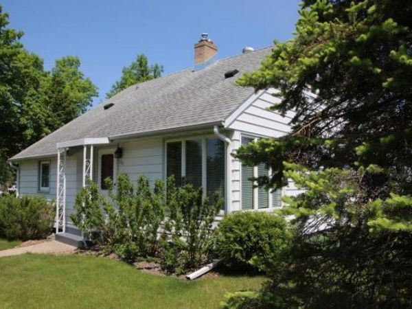 102 22nd Avenue S, Saint Cloud, MN 56301