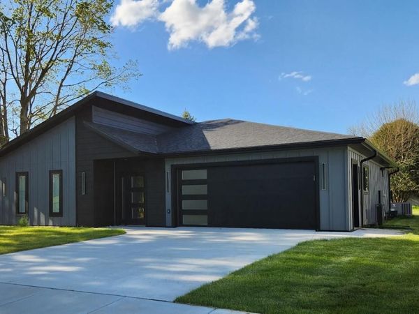 460 1st Street, Richland Center, WI 53581