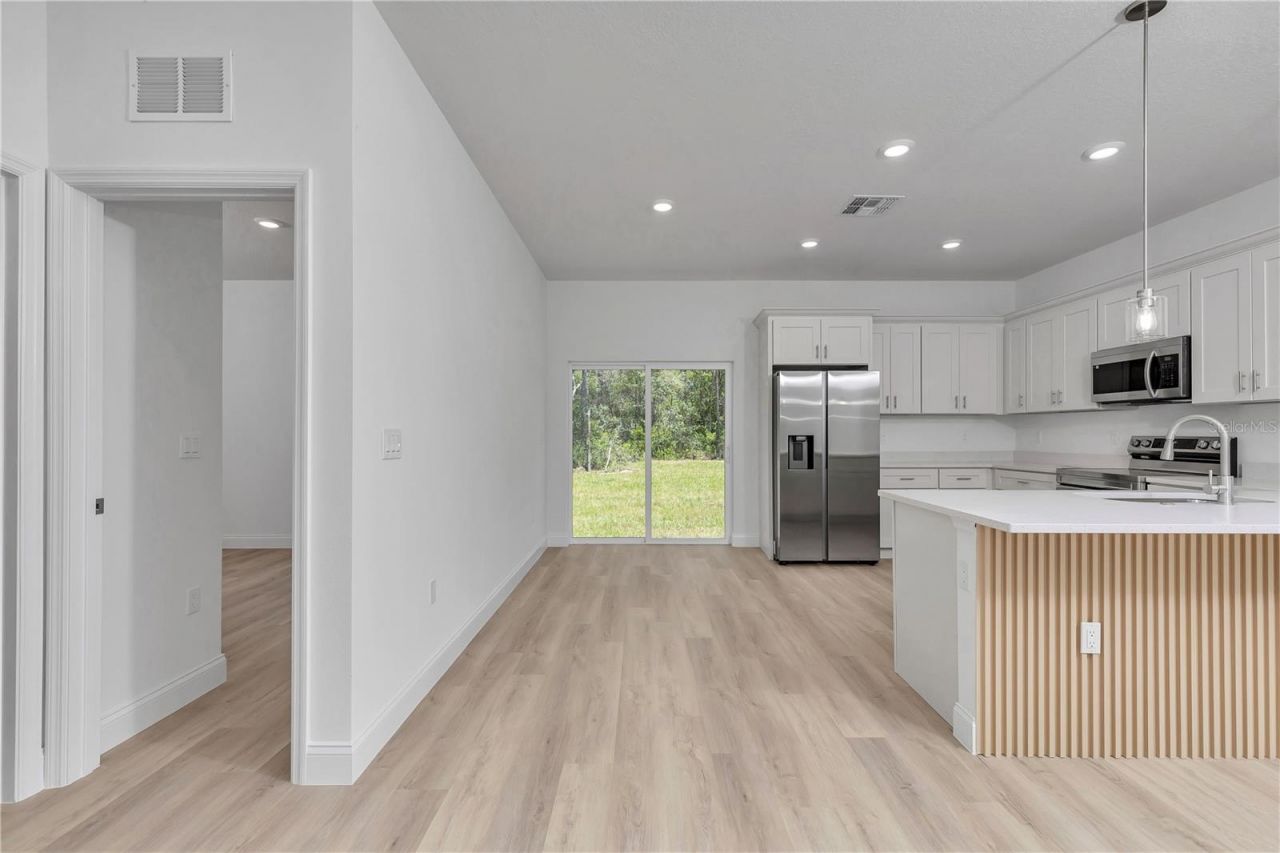 8753 N Raidin Drive , Citrus Springs, FL 34433 Photo