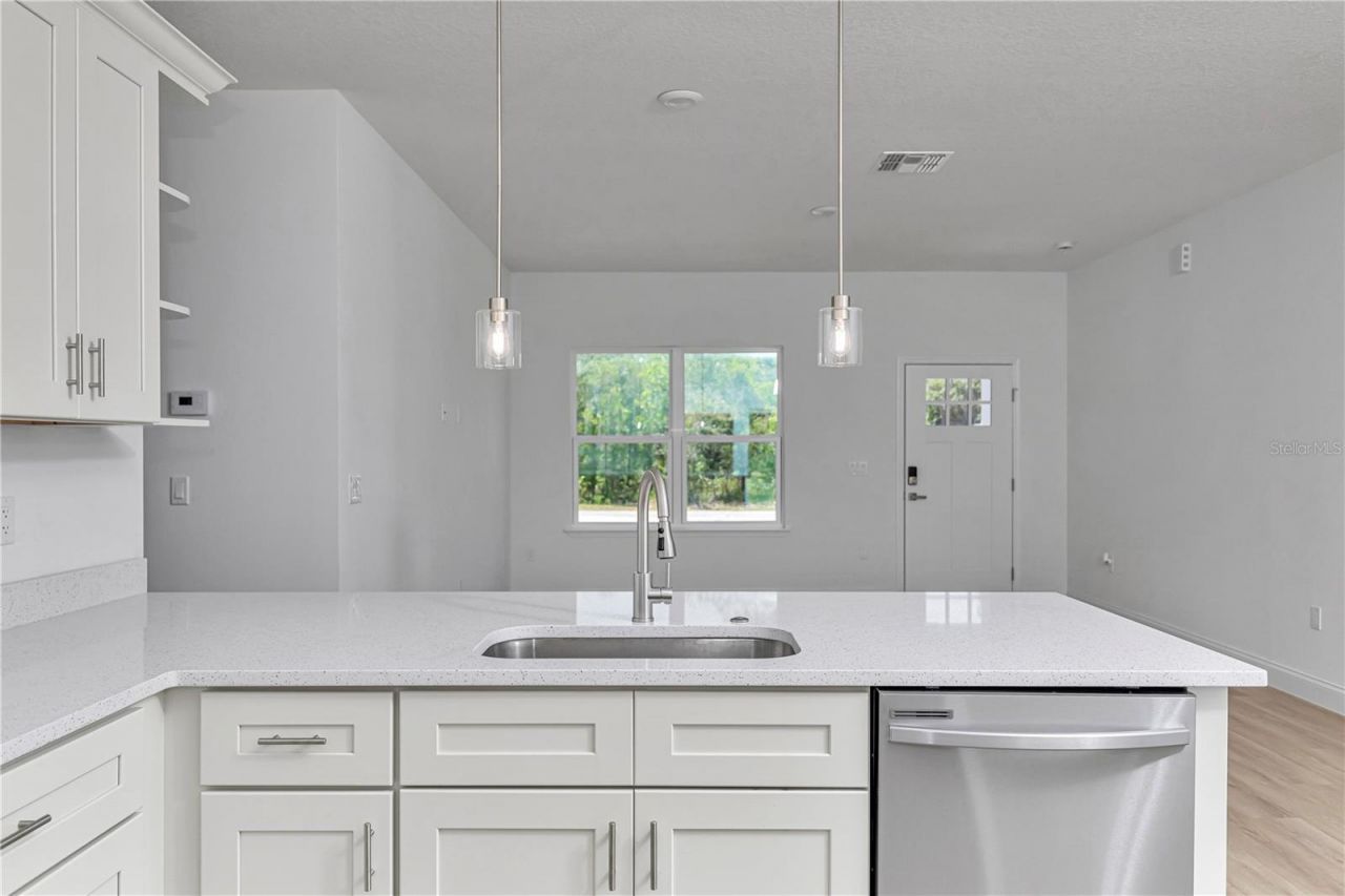 8753 N Raidin Drive , Citrus Springs, FL 34433 Photo