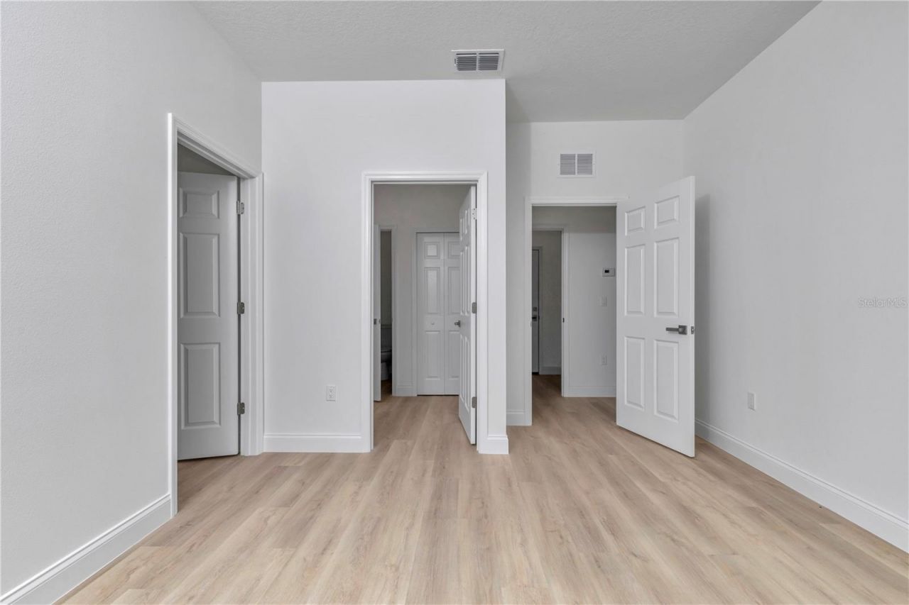 8753 N Raidin Drive , Citrus Springs, FL 34433 Photo