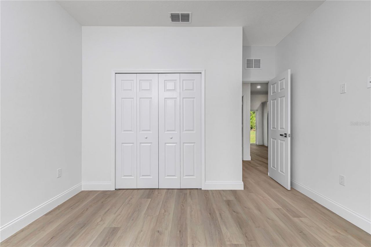 8753 N Raidin Drive , Citrus Springs, FL 34433 Photo