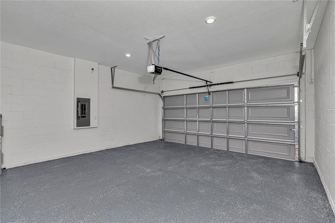 8753 N Raidin Drive , Citrus Springs, FL 34433 Photo