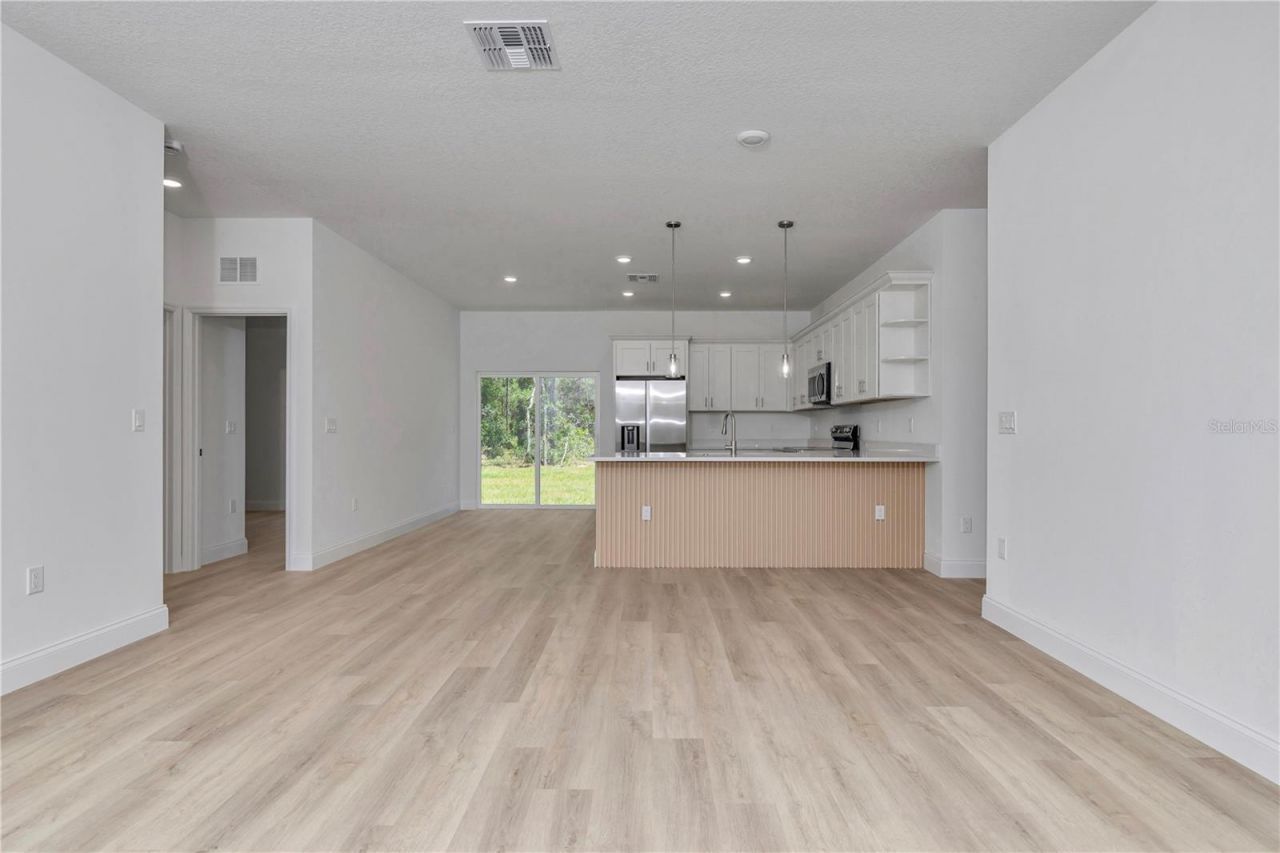 8753 N Raidin Drive , Citrus Springs, FL 34433 Photo