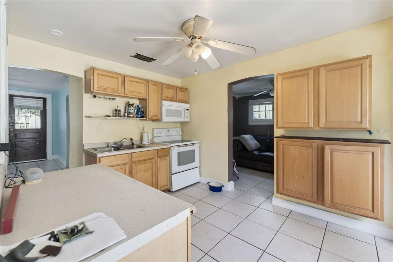 207 Mary Avenue, New Smyrna Beach, FL 32168 Photo