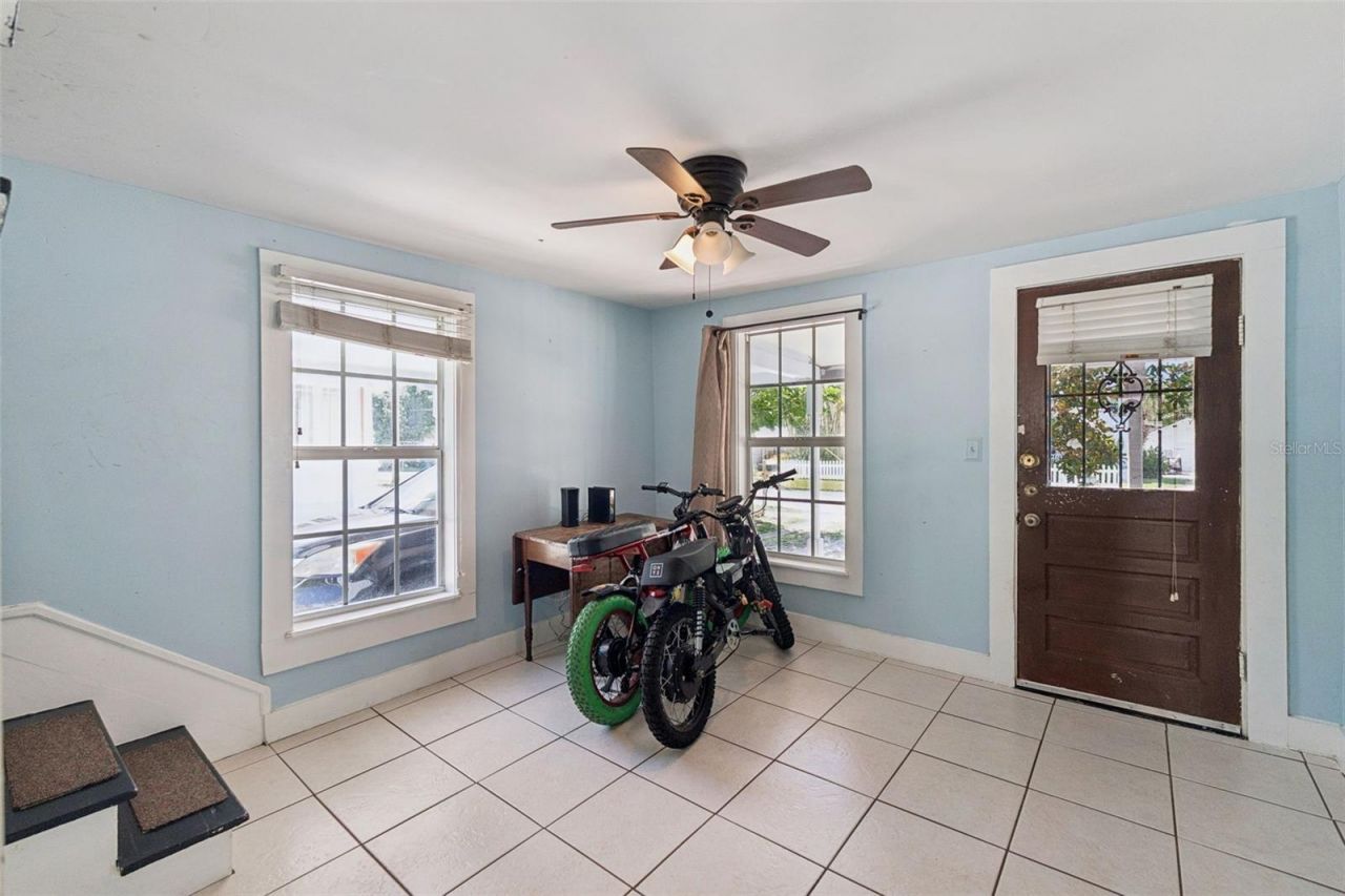 207 Mary Avenue, New Smyrna Beach, FL 32168 Photo