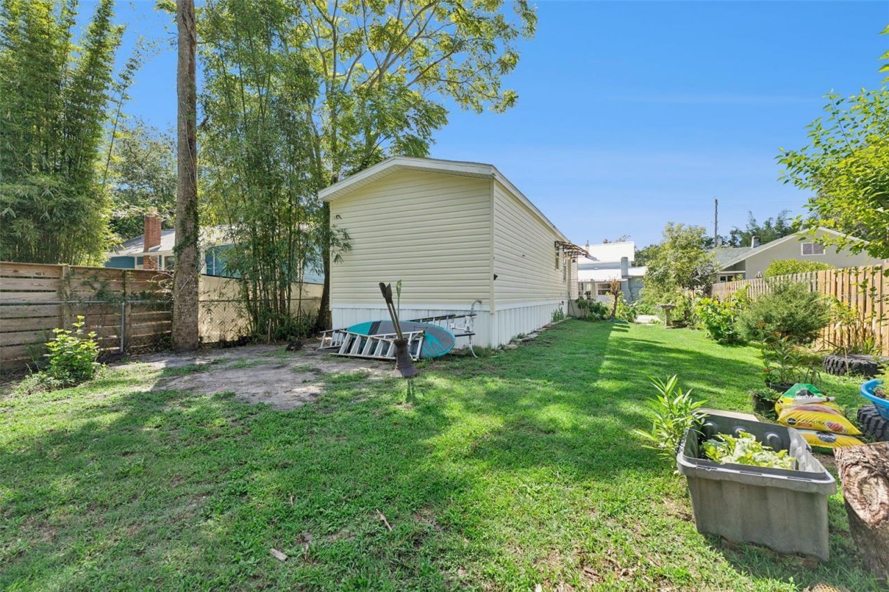 207 Mary Avenue, New Smyrna Beach, FL 32168 Photo