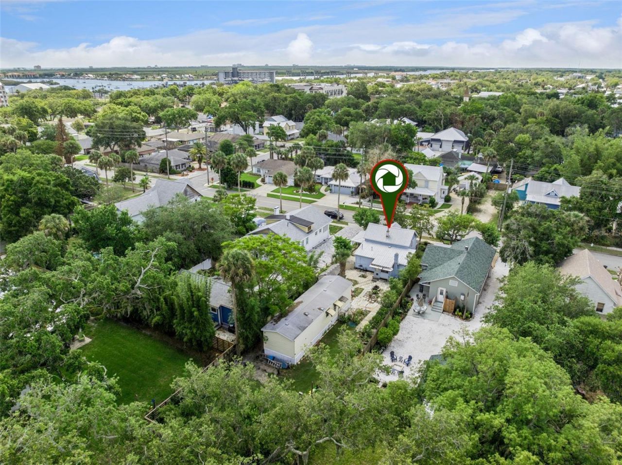 207 Mary Avenue, New Smyrna Beach, FL 32168 Photo