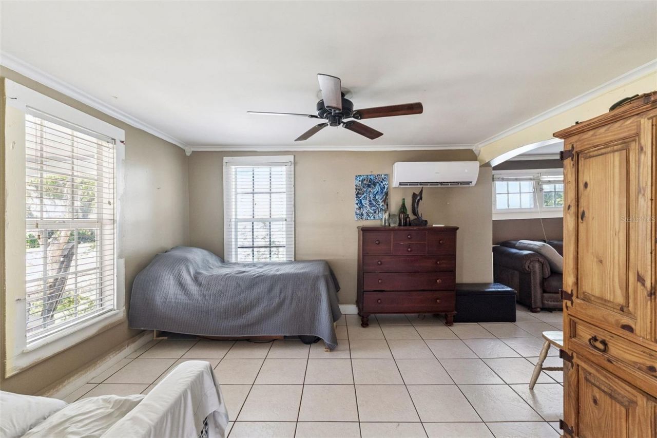 207 Mary Avenue, New Smyrna Beach, FL 32168 Photo
