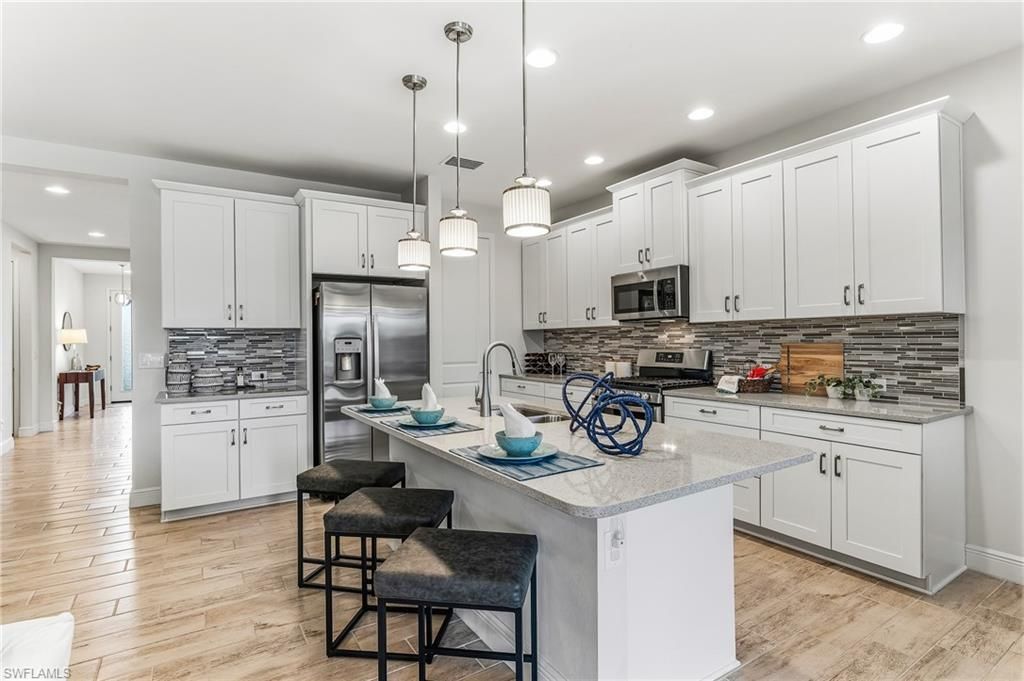 7754 Cypress Walk Dr, Fort Myers, FL 33966 Photo