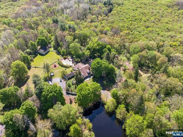 396 Berkshire Valley Road, Jefferson Township, NJ 07885