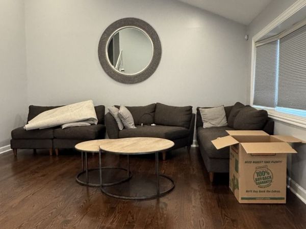 8058 W Lyons Street , Unit B, Niles, IL 60714